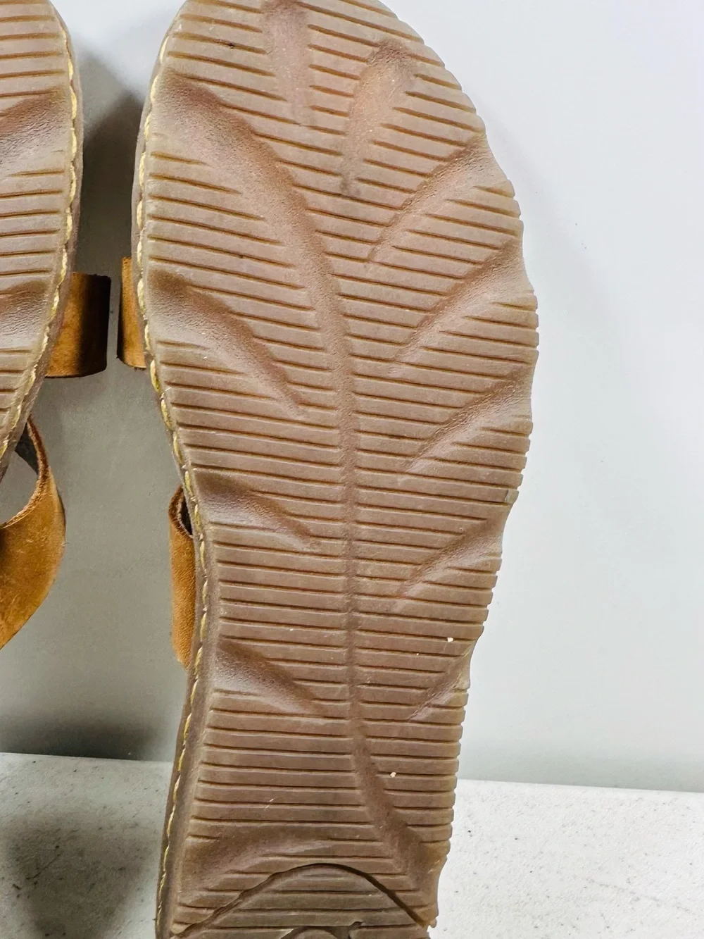 Born Tan Leather Crisscross Slide Sandals